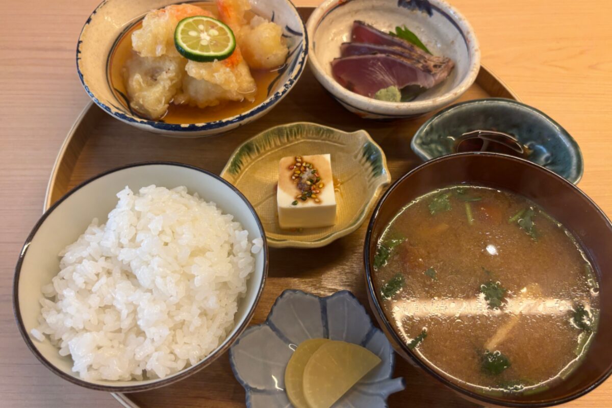「天満橋和食あら井」旬の味を少しずつ楽しむ、こだわり和食ランチ